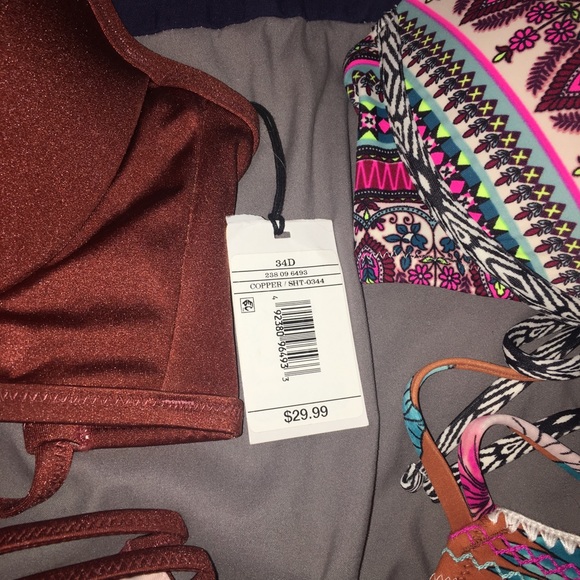 Target Swimsuit Set Size 34D and M Bottoms - Picture 2 of 2